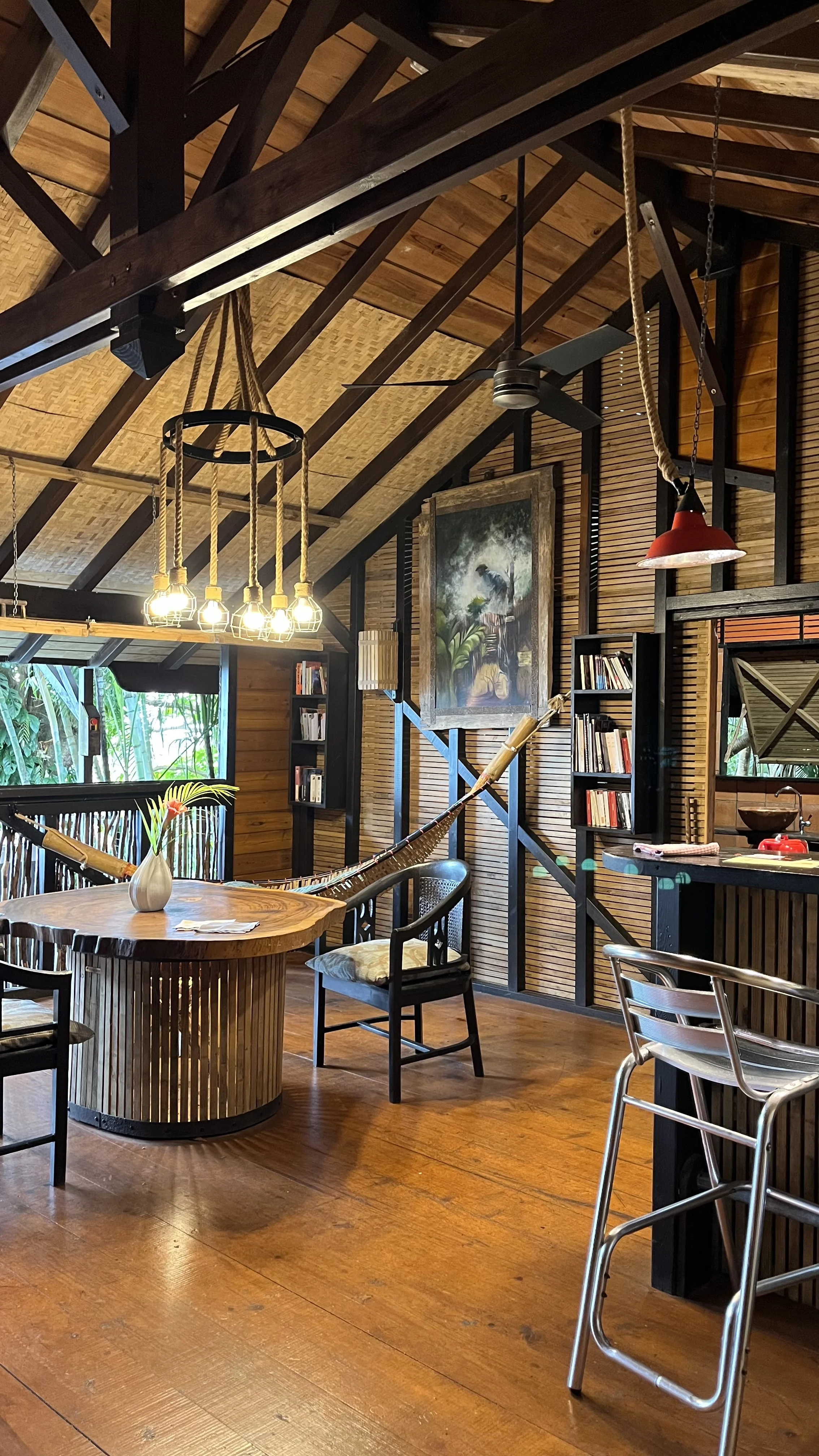 Le Dojo à Tendacayou, cabane en bambou au-dessus du spa